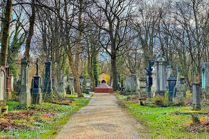 Death and Chocolate: Walking Tour of Munich's Old South Cemetery - Key points to know before you book