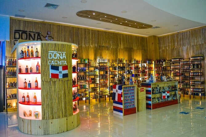 Discover Dominican Treasures: Rum, Cigars, Coffee & Chocolate - Who should book this experience?