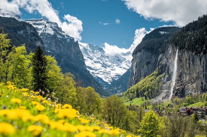 Discover Lauterbrunnen with CHEESE & CHOCOLATE - What the Guide Adds to the Walk