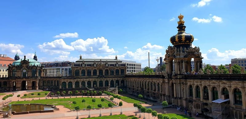 Dresden: Guided Walking Tour and Chocolate Museum Ticket - Taschenbergpalais, Augustus Bridge, and Frauenkirche