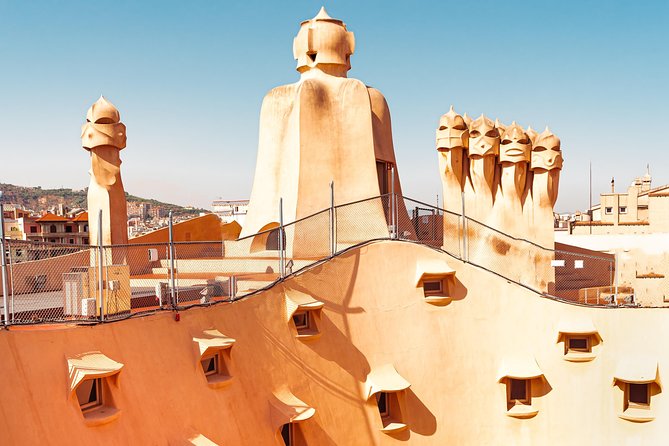 Gaudi's Casa Batlló and La Pedrera with Chocolate Tasting - Timing, meeting point, and what to prepare