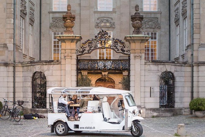 Geneva Chocolate Tour in a Tuk Tuk - A chocolate tour that also works as a Geneva orientation