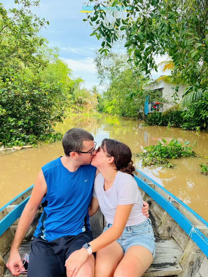 Group Tour: Floating Market, Rice Noodle, nursery vegatable - Coconut canals and a chance to row