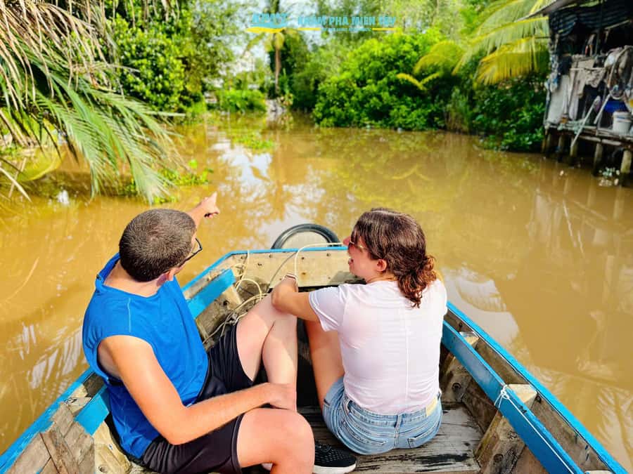 Group Tour: Floating Market, Rice Noodle, nursery vegatable - A dragon fruit garden and local conversation