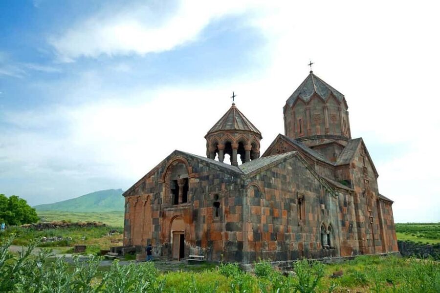Group Tour: Hovhannavank, Saghmosavank & Chocolate House - Aghdzk connects kings, relics, and early Christianity