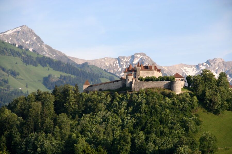 Gruyères, Cheese and Chocolate: Private Tour - The GoldenPass Panoramic train question