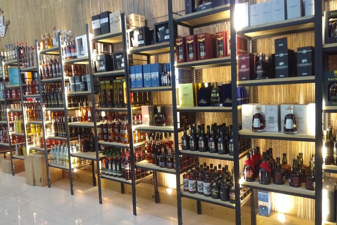Guided Shopping Tour - Rum tasting, chocolate factory, Cigar factory - Key points to know before you go