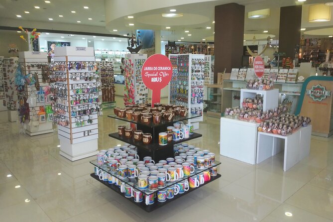 Guided Shopping Tour to Bella Mare Store (Cigars, Chocolate, Rum and Souvenirs) - Chocolate, coffee, and rum tasting