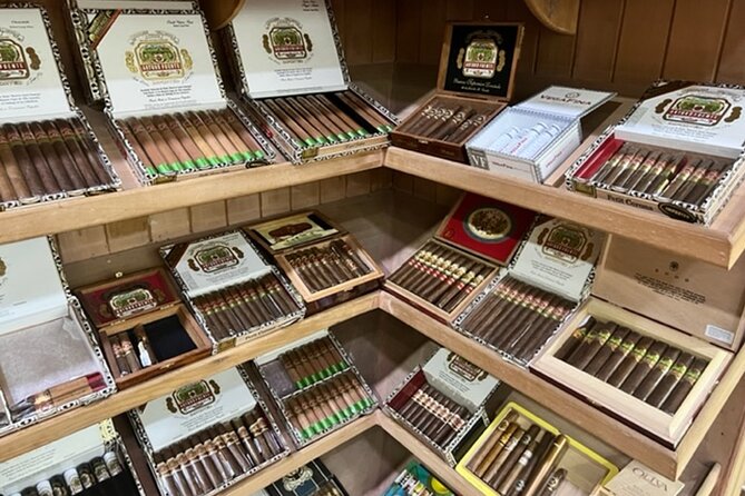 Guided Shopping Tour to Bella Mare Store (Cigars, Chocolate, Rum and Souvenirs) - Starting with cigars at the cigar museum