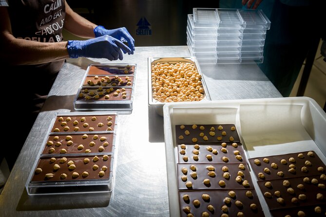 Guided Tour of the Chocolate Factory: Tasting Included - Why the private format matters