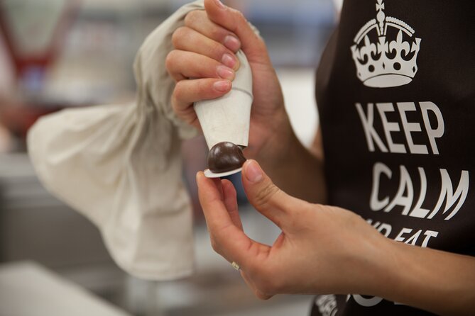 Guided Tour of the Chocolate Factory: Tasting Included - The one-hour schedule and its limits