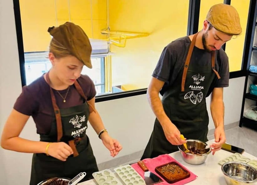 Ho Chi Minh City: Premium Bean-to-Bar Chocolate Workshop - The social side of a shared workshop