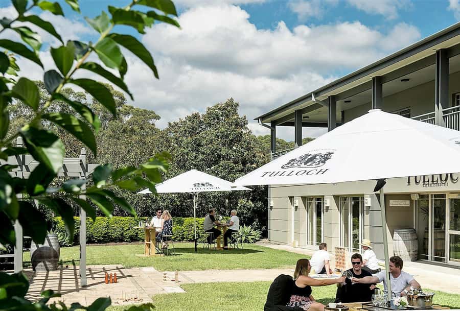 Hunter Valley: Tulloch Wine Tasting and Chocolate Pairings - Chocolate changes the way you taste the wine