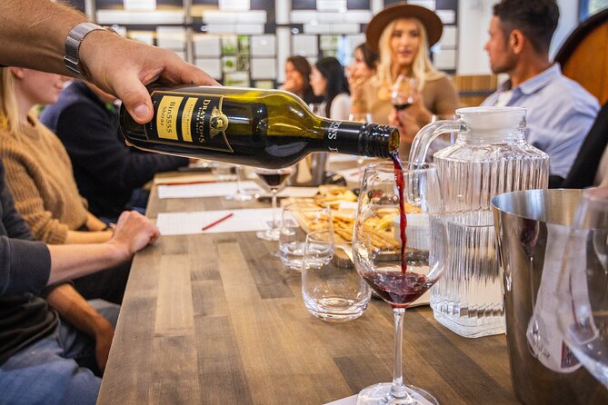 Hunter Valley Wines, 2-Course Lunch, Cheese & Chocolate Tour - Two courses and local wine at voco Kirkton Park