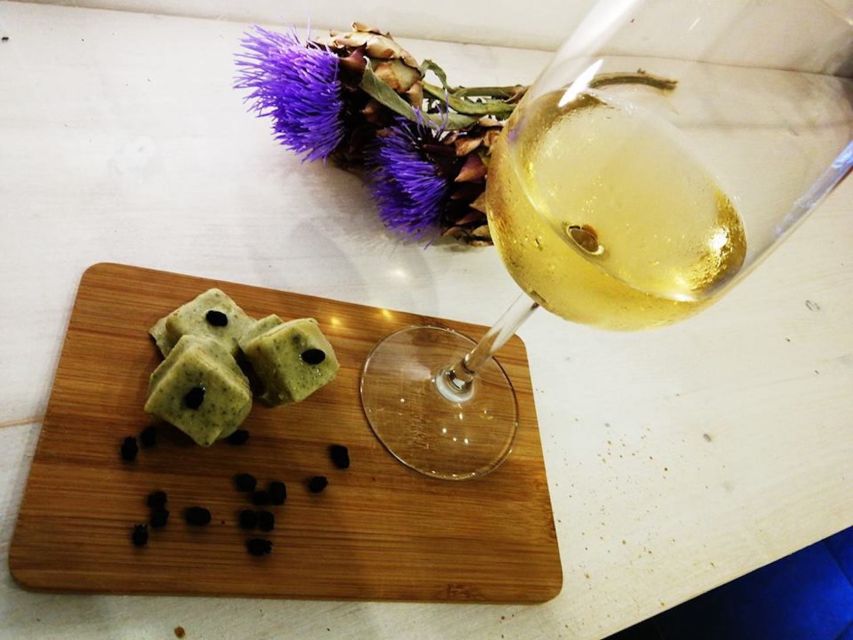 Hvar: Wine & Chocolate Tasting - Hvar Town chocolate: five flavors in 45 minutes