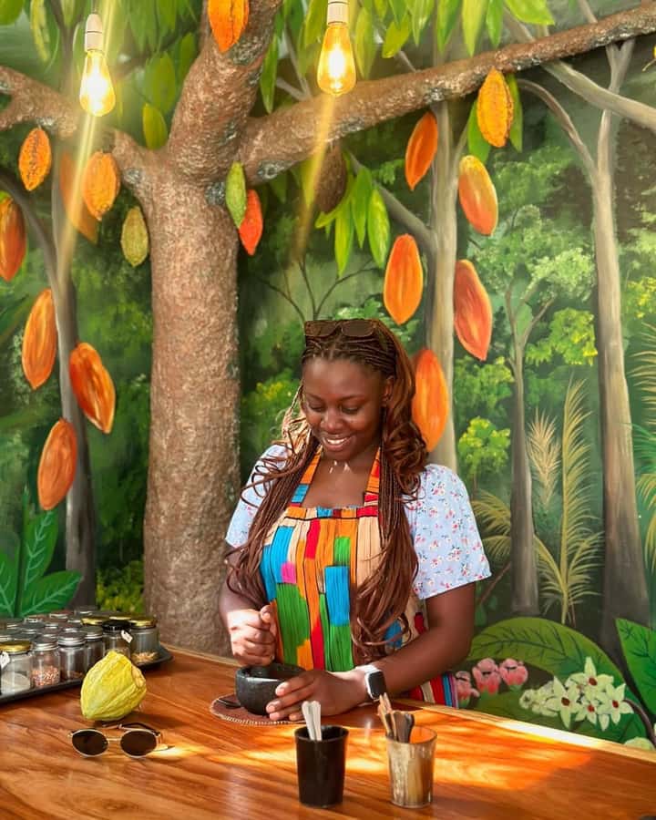 Kampala: Hands-On Chocolate Making Experience - Making the spicy Aztec chocolate drink