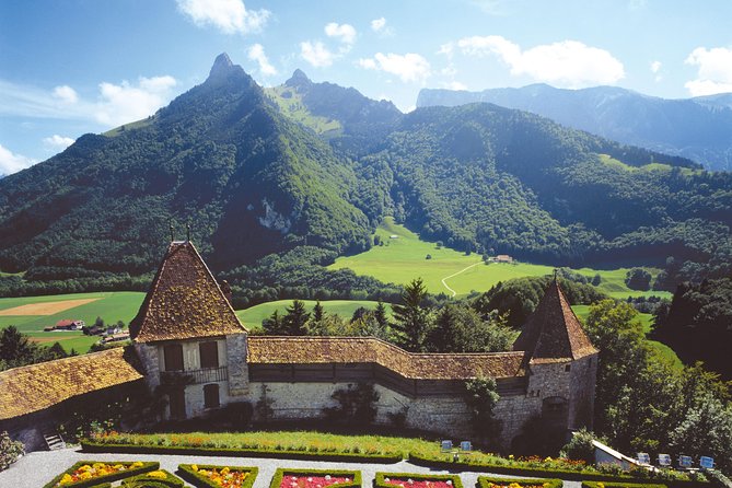 (KTL352) - Gruyeres Day Trip with Chocolate Factory from Lausanne - Gruyères village: make the two hours count