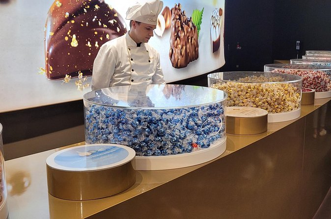 Last minute flexible entry for Lindt Home of Chocolate - The Shop Is Large, but You Can Skip It