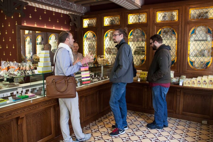 Le Marais: Pastry and Chocolate Food Tour - Key points to know before booking