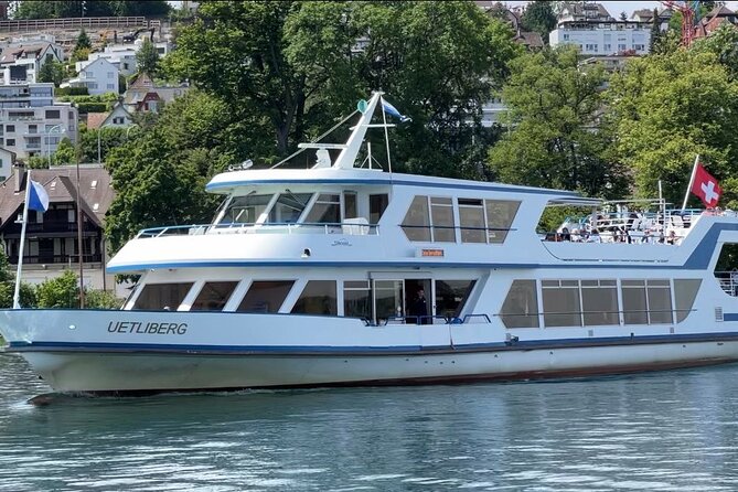 LINDT Home of Chocolate, Cruise On Lake Zurich And Old Town Walking Tour - Bahnhofstrasse and Paradeplatz