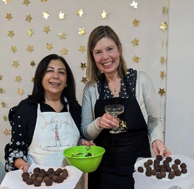 London: Chocolate Truffle-Making Workshop - Choosing chocolate, cocoa, and toppings