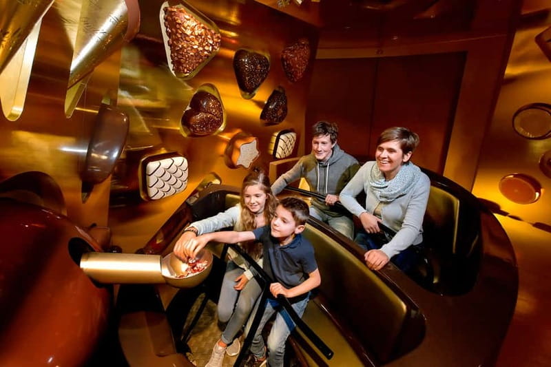 Lucerne: Swiss Chocolate Adventure Experience - From Cocoa Beans in Africa to Swiss Confectionery
