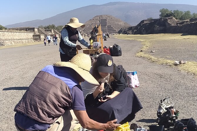 Magic Teotihuacan and Chocolate - Making and tasting chocolate in San Martin de las Piramides