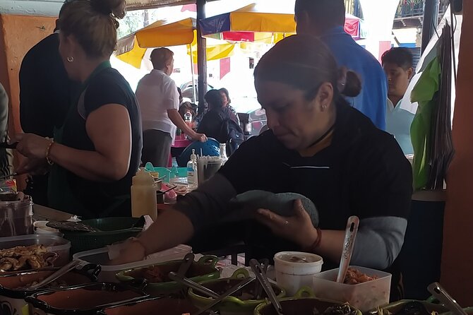 Magic Teotihuacan and Chocolate - Communication and the return to Mexico City