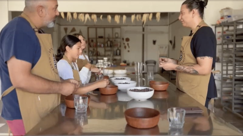 ✨Make chocolate to take home Oaxacan style ☕️✨ - The 150-gram souvenir is part of the value