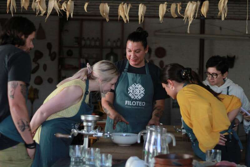 ✨Make chocolate to take home Oaxacan style ☕️✨ - Timing, language, and access