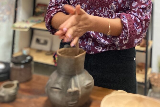 Make Your Own Chocolate with Oaxacan Tradition Private Class - Who should book this chocolate class?