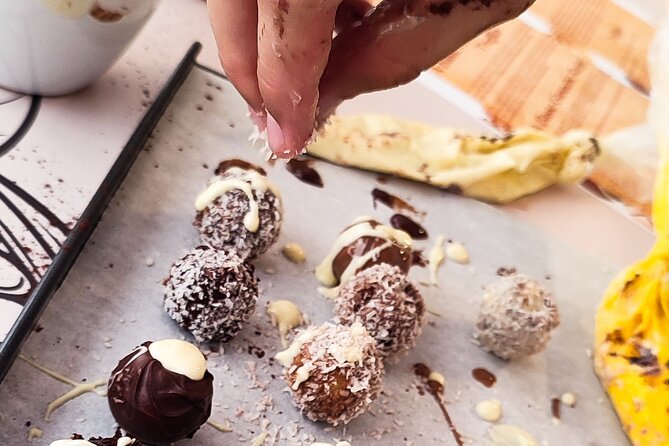 Malta Chocolate Factory Gin and Truffle Making Experience - Four Island8 Gin Cocktails and Five Chocolate Pairings