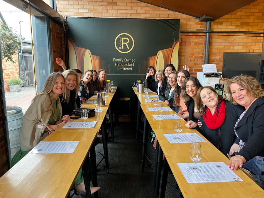 Melbourne: Yarra Valley Food, Wine, Chocolate & Gin Tour - A full Yarra Valley day from Federation Square