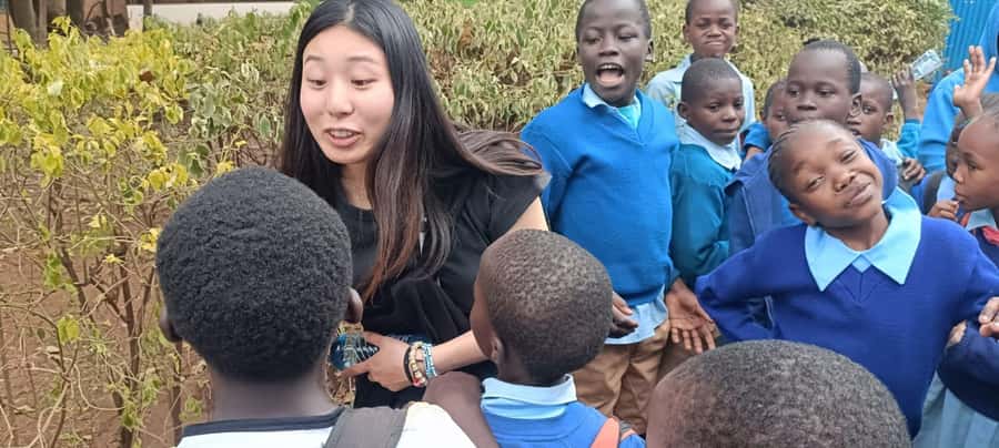 Nairobi: Chocolate City Kibera Slum Walking Tour - Beadwork, buying, and direct support