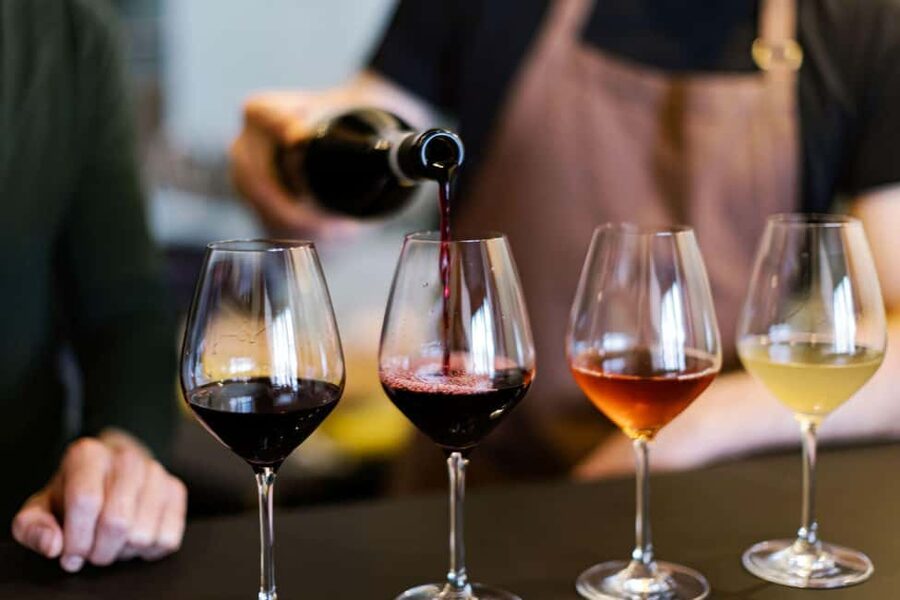 Nashville: Whiskey or Wine and Chocolate Pairing Experience - How the 45-minute tasting unfolds
