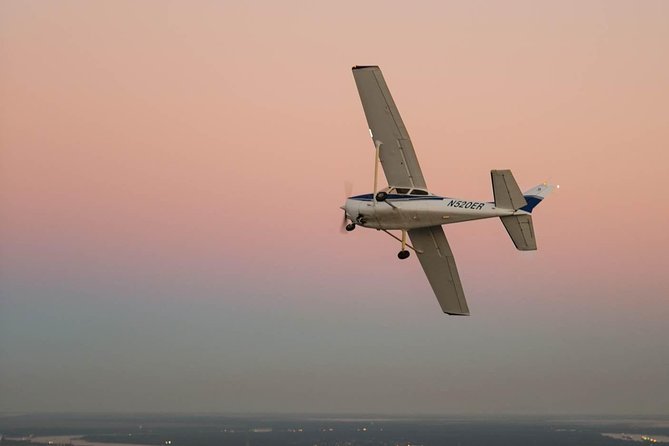 New Orleans VIP Sightseeing Flight with Champagne & Chocolates or Wine & Cheese - What the food and drink packages add
