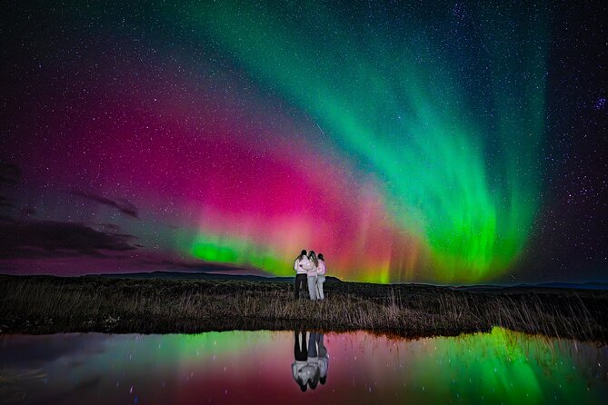 Northern Lights Jeep Tour - Icelandic Guide | Photos | Cocoa - Waiting Under the Icelandic Night Sky