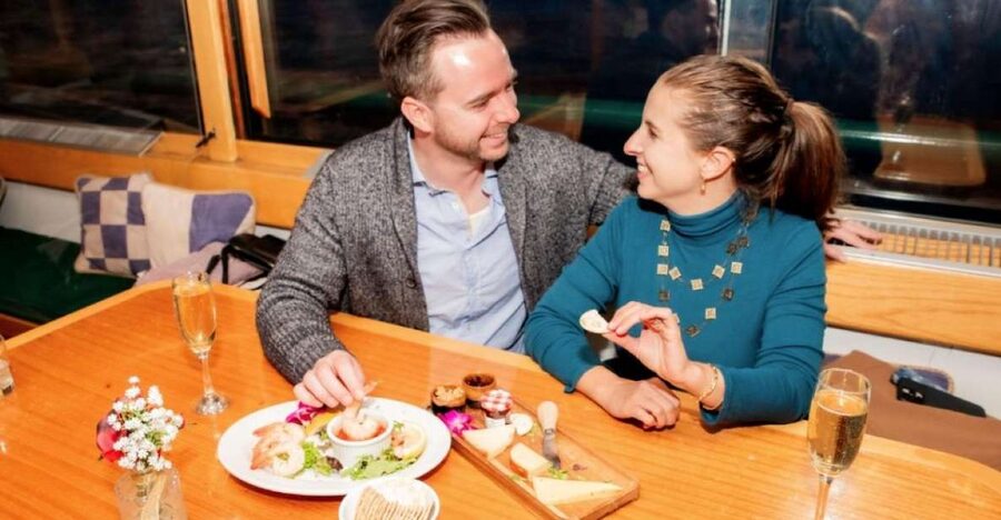 NYC: Night Holiday Lights and Cocoa Cruise - The heated grand salon and assigned tables