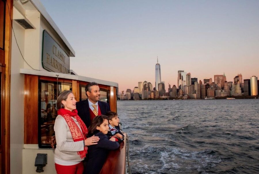 NYC: Sunset Holiday Cocoa Cruise - Hot cocoa, music, and a simple holiday rhythm