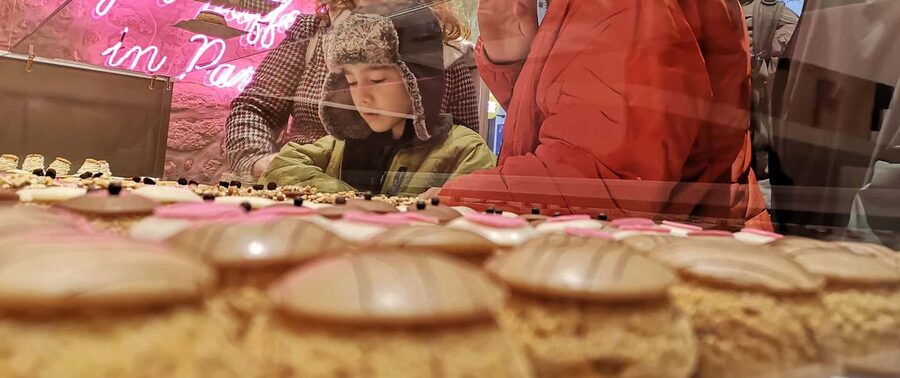 Paris: 2-Hour Sweet & Chocolate Family Tour with Tastings - A Crêpe Break in Saint-Germain-des-Prés