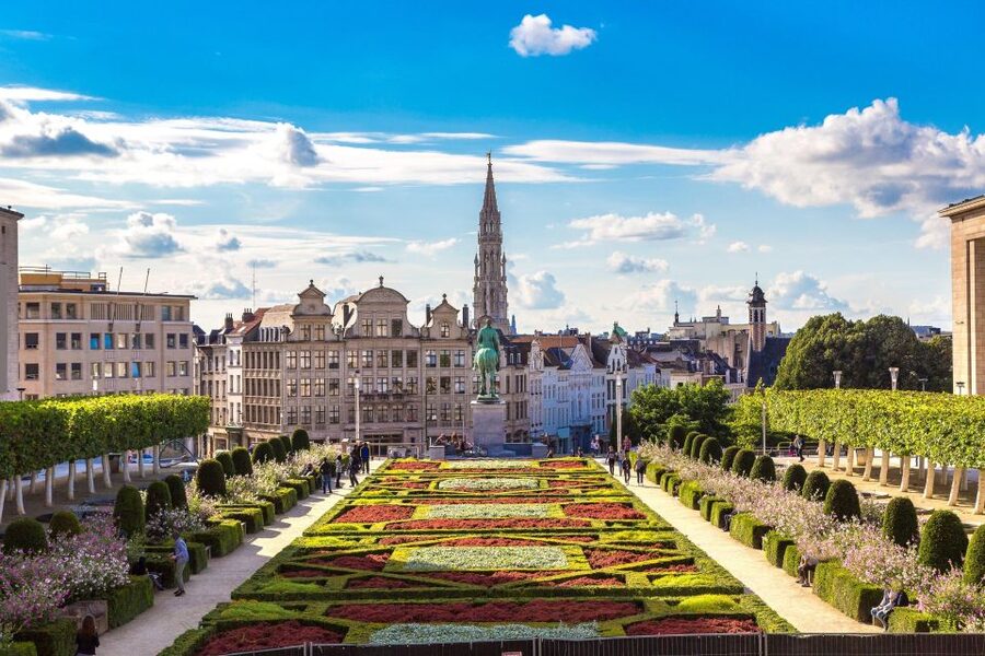 Paris: Brussels and Bruges Tour & Optional Chocolate Tasting - The road to Bruges