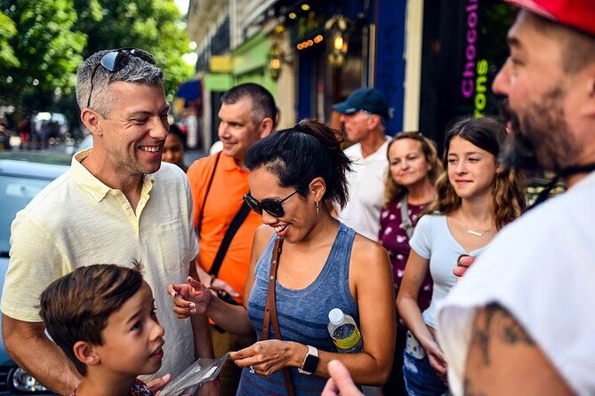 Paris Chocolate, Macaron & Pastry Food Tour: 10 Gourmet Tastings - Group size, walking, and shop logistics