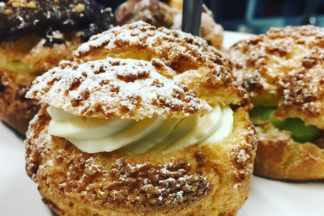 Paris Cooking Class: Chocolate Éclairs and Cream Puffs - The pastry chefs make the difference