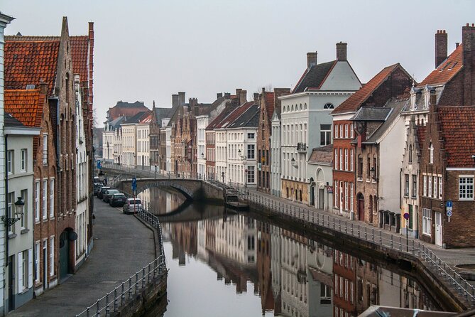 Paris: Discover Brussels and Bruges & Optional Chocolate Tasting - The road to Bruges changes the rhythm