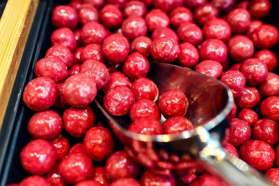 Paris: Montmartre Chocolate & Pastries Tour with 8+ Tastings - The secret dish and the value of a changing menu