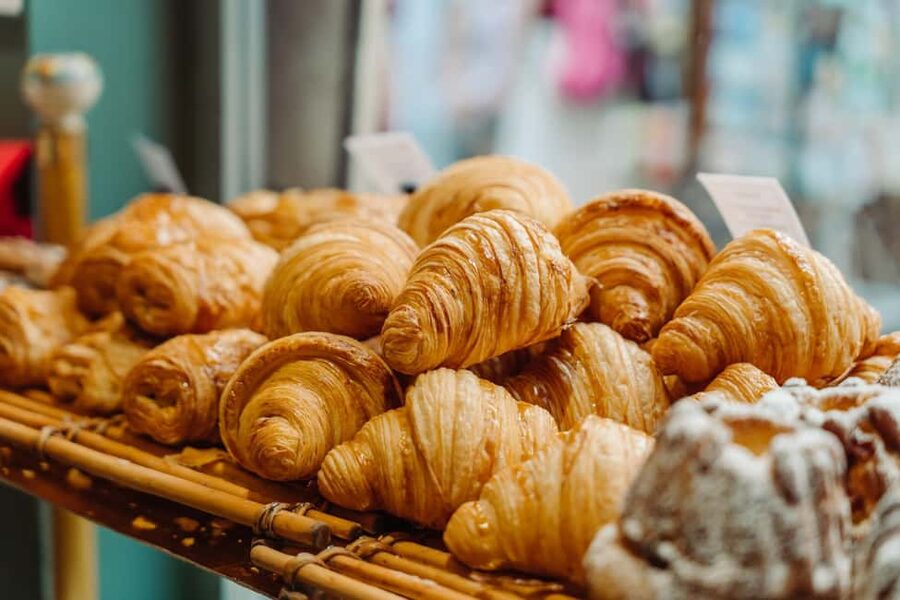Paris: Pastries and Chocolate Walking Food Tour - Quick points to know