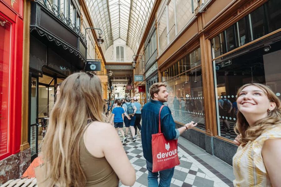 Paris: Pastries and Chocolate Walking Food Tour - Why this Paris food tour works