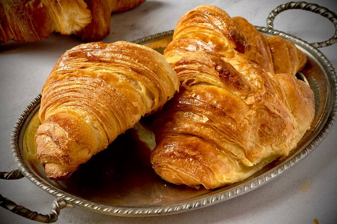 Paris Pastry Tour - Croissants, Macarons & Iconic French Desserts - The covered passages between bites