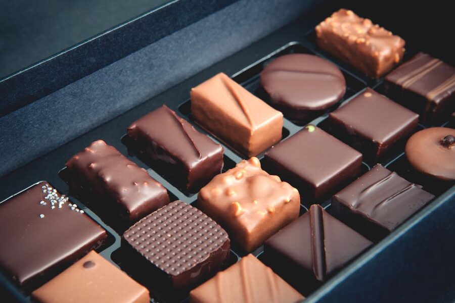 Paris: Pure Chocolate Walking Tour - The guide can shape the experience