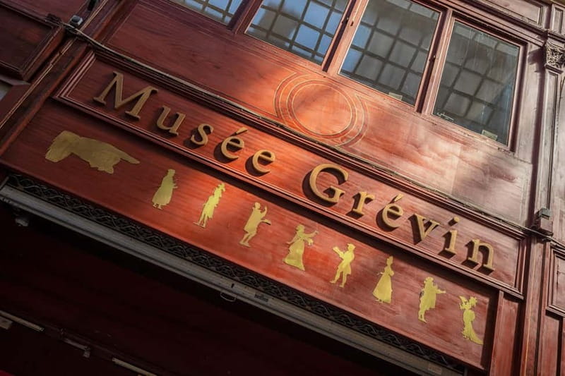Paris Walk: Opera to Montmartre with Pastry & Chocolate - La Maison Rose and Place du Tertre
